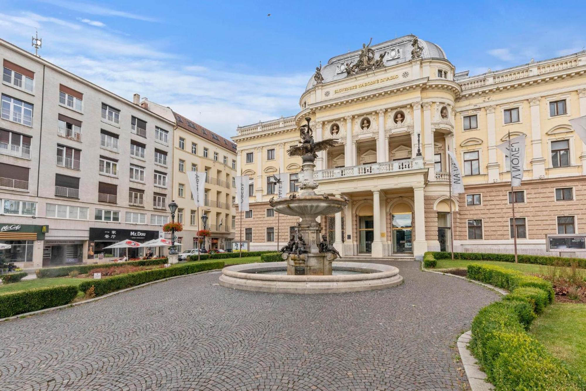 Family Hub In Centre Daire Bratislava Dış mekan fotoğraf